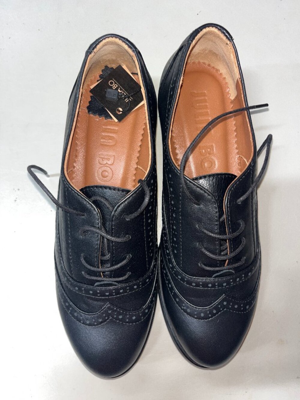 Women's classic lace-up shoes, black oxford shoes, EU 38